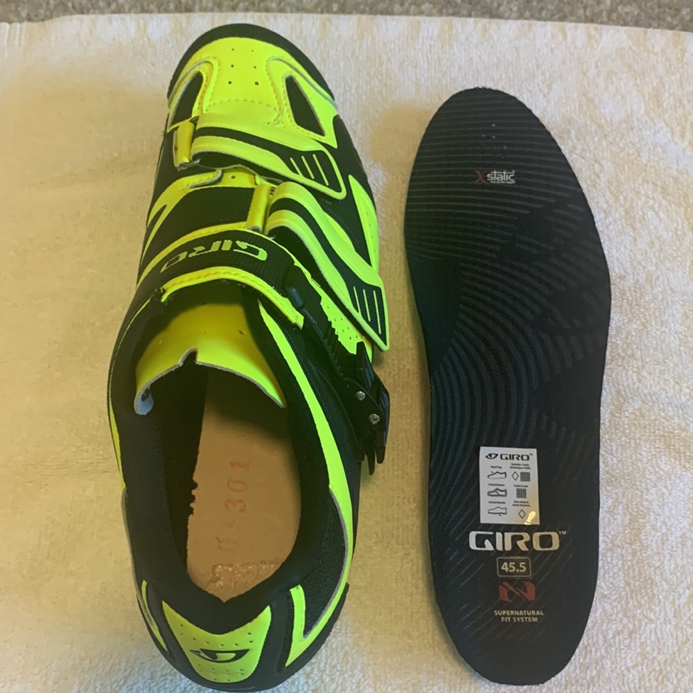Giro Code Mountain Bike Shoes. Size: 45.5. New. Cleats never mounted. - Picture 7 of 8